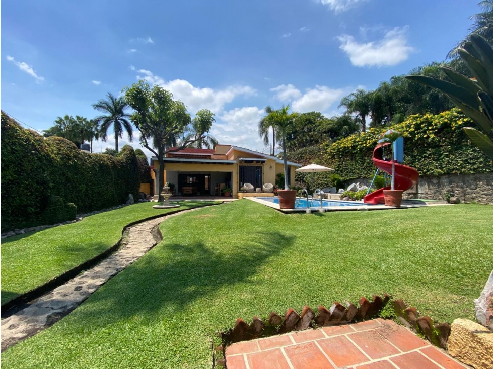 Casa en Venta de 1 Nivel en Jardines de Cuernavaca