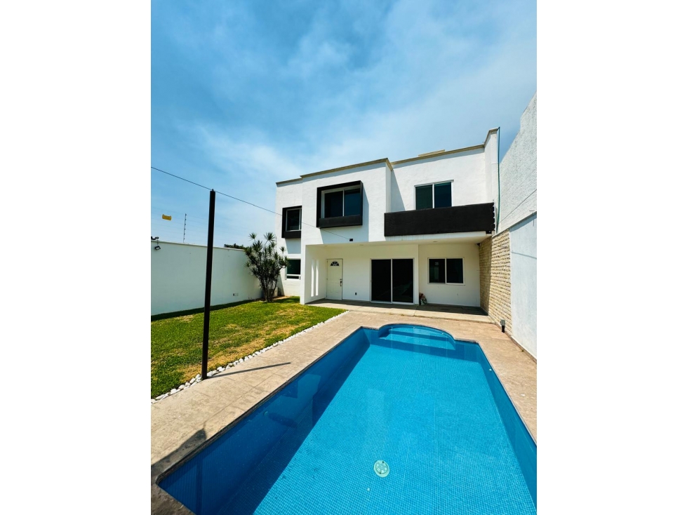 Casa con alberca en una de las zonas más cotizadas de Morelos