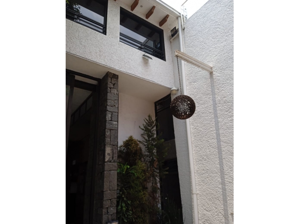 VENTA DE RESIDENCIA EN COYOACÁN EN CALLE PRIVADA Y TRANQUILA — foto 3