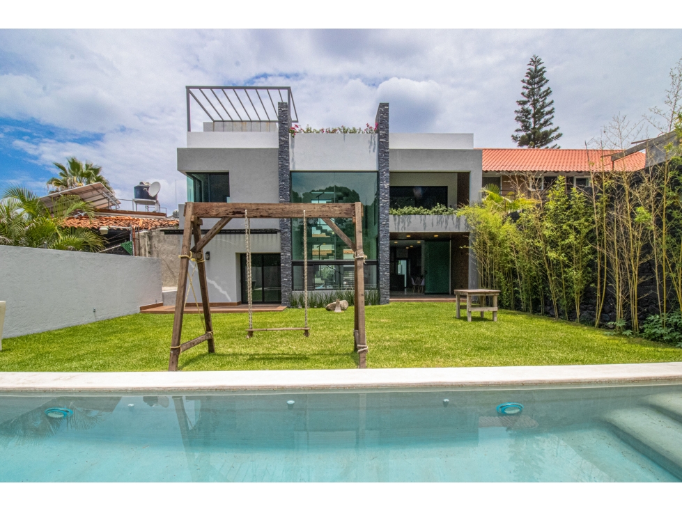 CASA MODERNA EN FRACCIONAMIENTO CON VIGILANCIA — foto 2