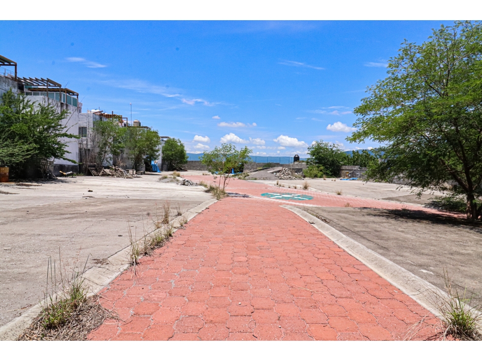 Terreno en Venta en Tequesquitengo: Oportunidad Única de Inversión - 5