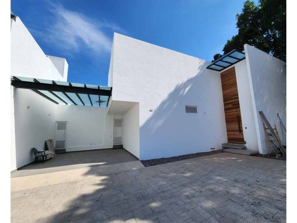 Casa nueva en venta en la Zona Dorada de Cuernavaca