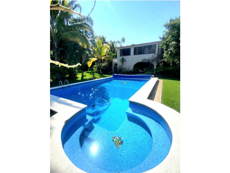 Exclusiva Residencia en Fracc. Brisas, Cuernavaca