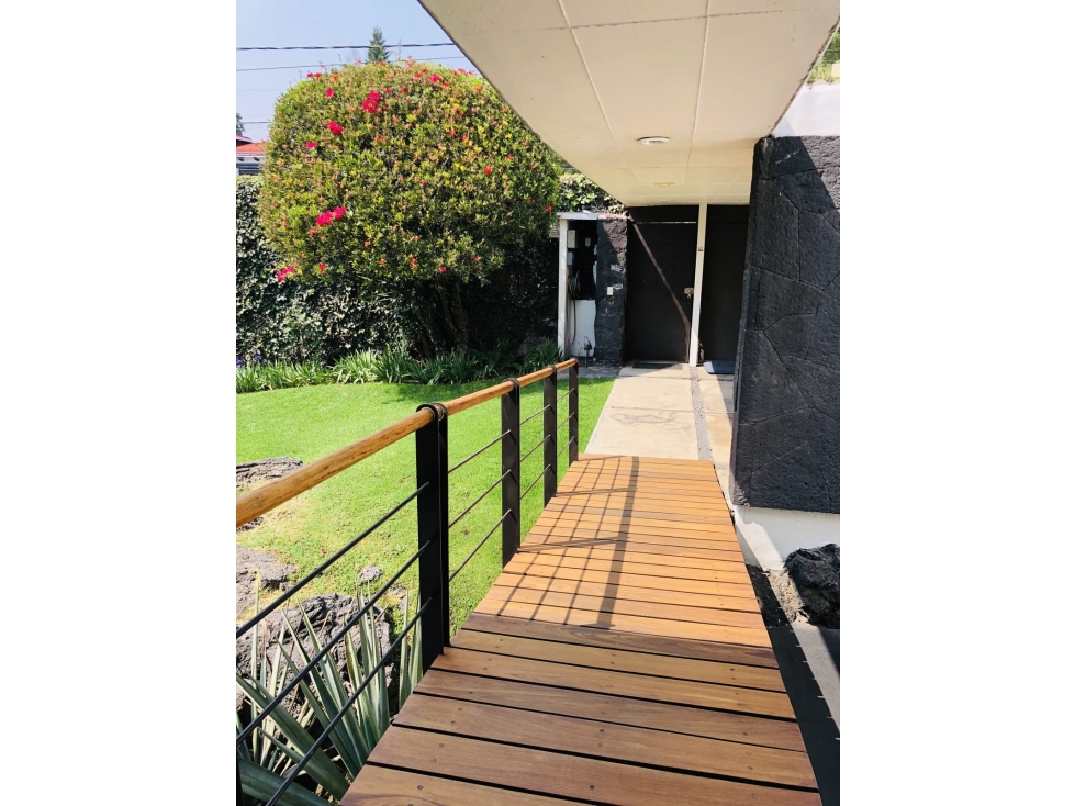 Residencia de Lujo en Venta en Jardines del Pedregal, CDMX - 5