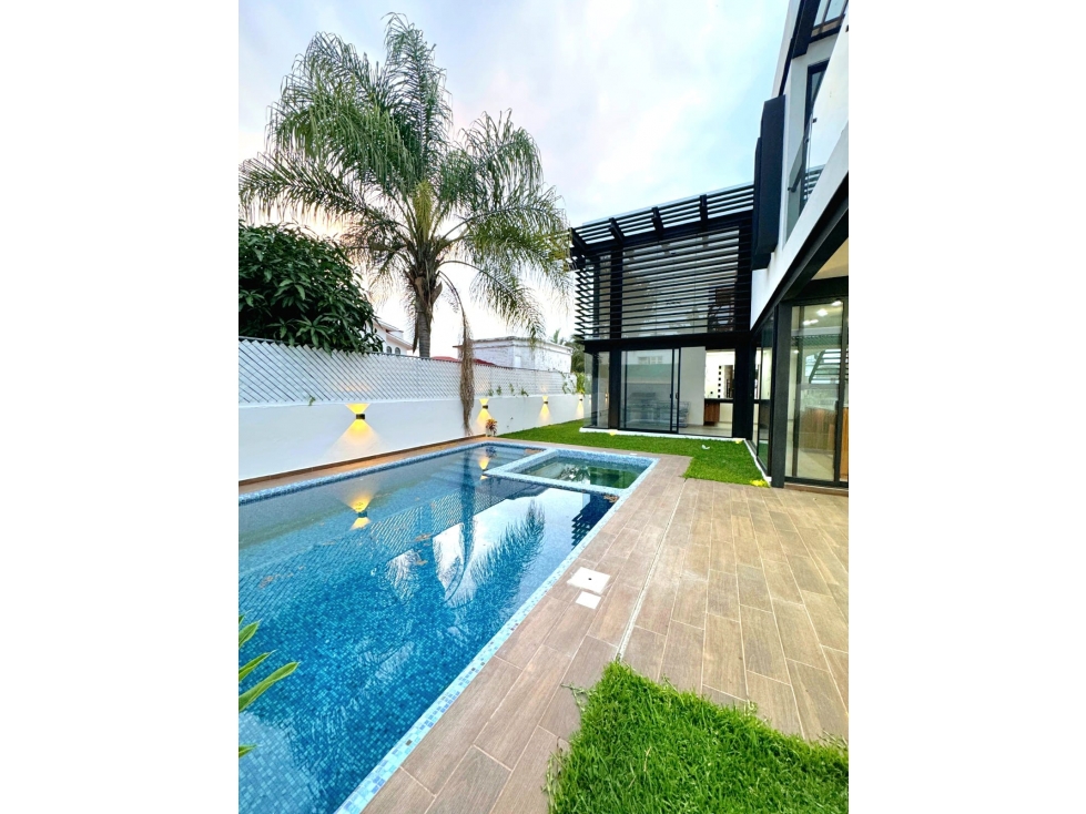 PRECIOSA CASA ESTILO MODERNO EN LOMAS DE COCOYOC — foto 3