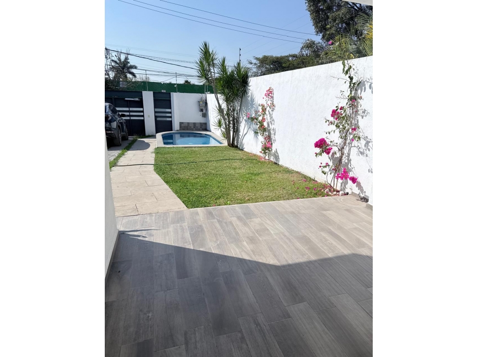 CASA MODERNA CON ALBERCA EN EMILIANO ZAPATA, MORELOS — foto 3