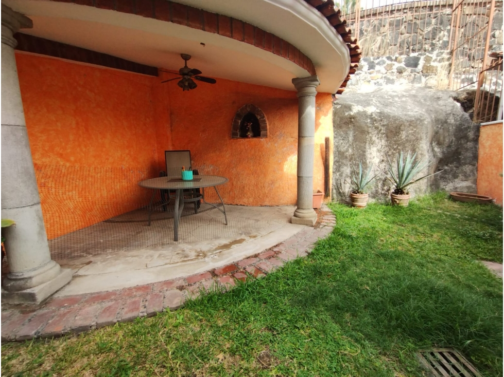 VENTA DE EXCELENTE CASA EN CONDOMINIO AL SUR DE CUERNAVACA - 3