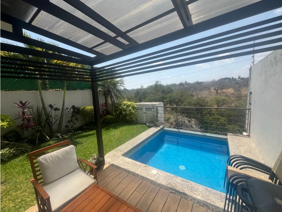 CASA EN FRACCIONAMIENTO, JARDÍN Y ALBERCA PRIVADA. LOMAS DE CUERNAVACA - 3