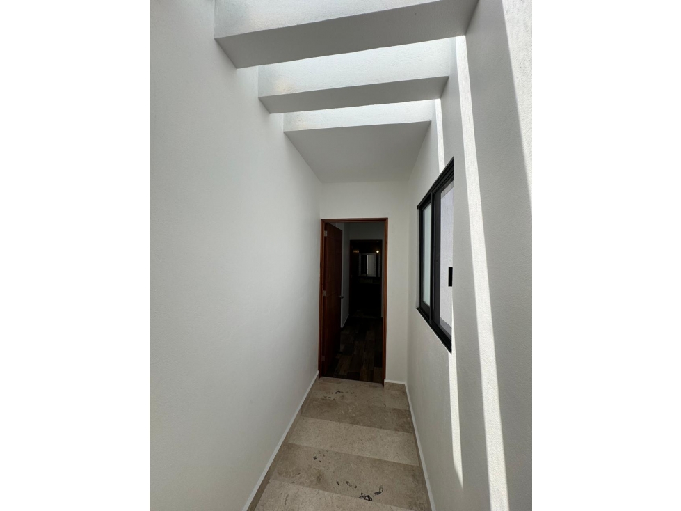 HERMOSA CASA ESTILO MINIMALISTA DE ALTA PLUSVALÍA,VIGILANCIA 24/7 - 4