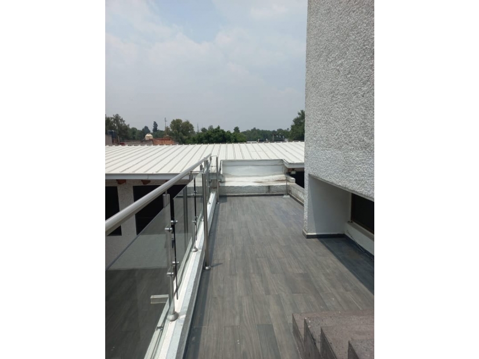 VENTA DE RESIDENCIA EN COYOACÁN EN CALLE PRIVADA Y TRANQUILA — foto 4