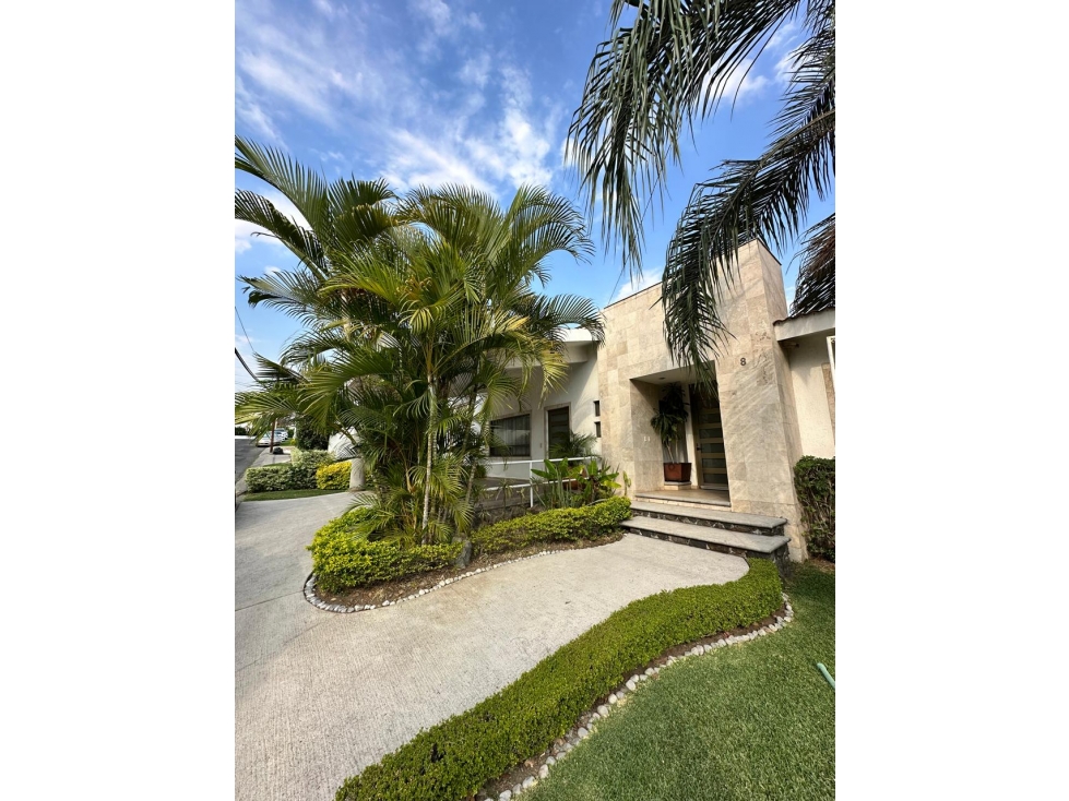 RESIDENCIA DE UN NIVEL EN LOMAS DE COCOYOC — foto 2