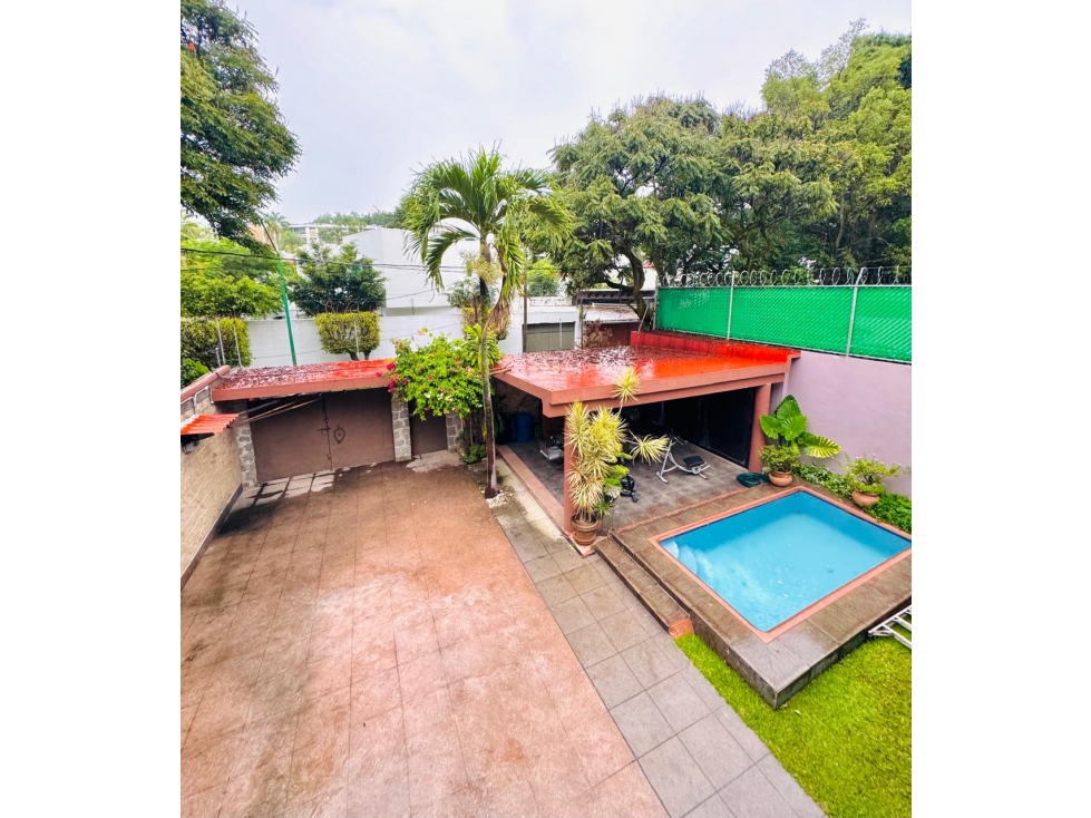 Linda Casa en Zona Dorada Frente a Averanda y Galerías — foto 4