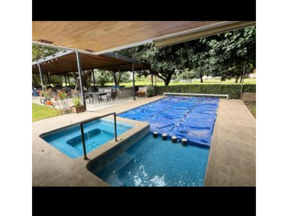 MEGA OPORTUNIDAD SOBRE EL FAIRWAY PARAÍSO COUNTRY CLUB — foto 3
