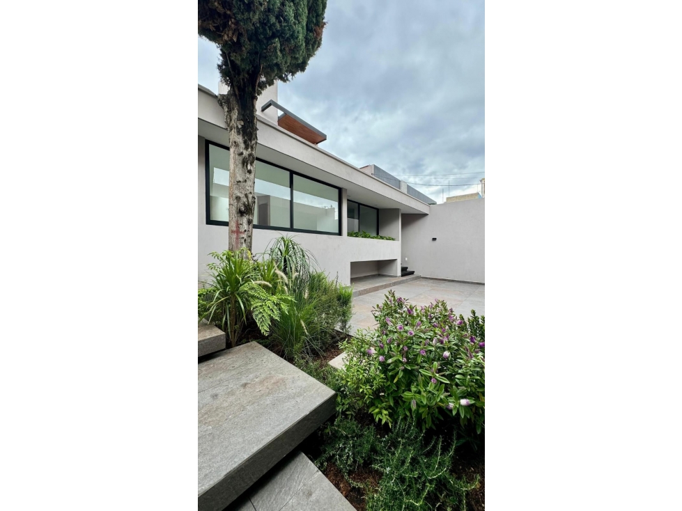 Lujo, exclusividad y seguridad en Jardines del Pedregal - 3