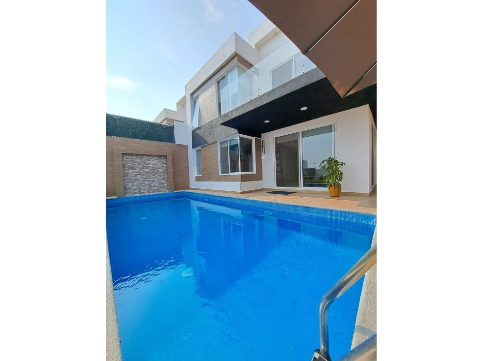 CASA MODERNA ESTILO MINIMALISTA CON VISTA PANORÁMICA - 1