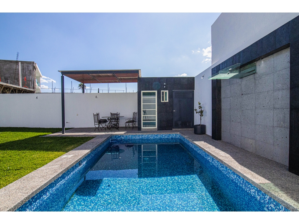 ESPECTACULAR CASA EN EXCLUSIVO FRACCIONAMIENTO EN BURGOS — foto 2