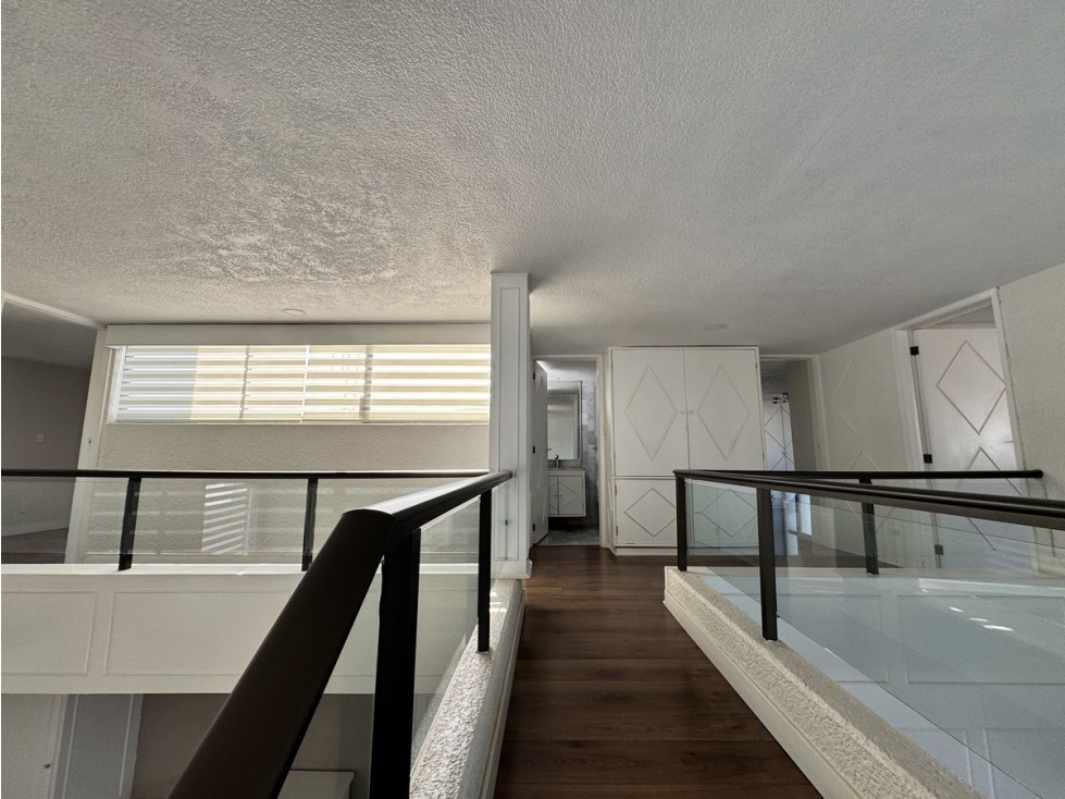 Exclusividad y seguridad en Jardines del Pedregal de San Ángel - 4