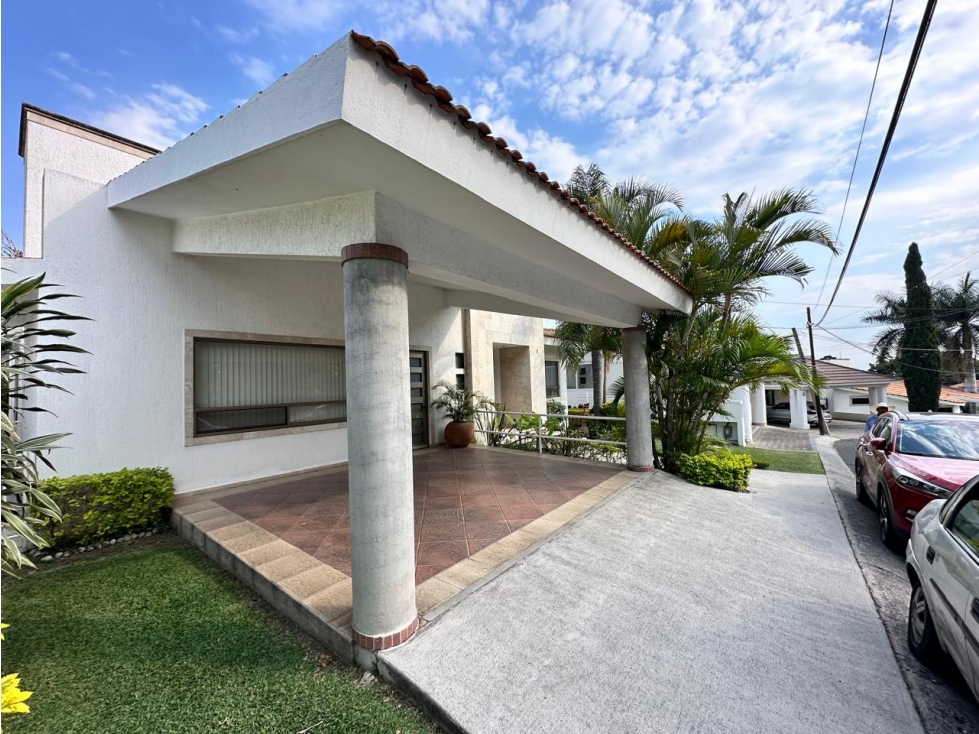 RESIDENCIA DE UN NIVEL EN LOMAS DE COCOYOC — foto 3