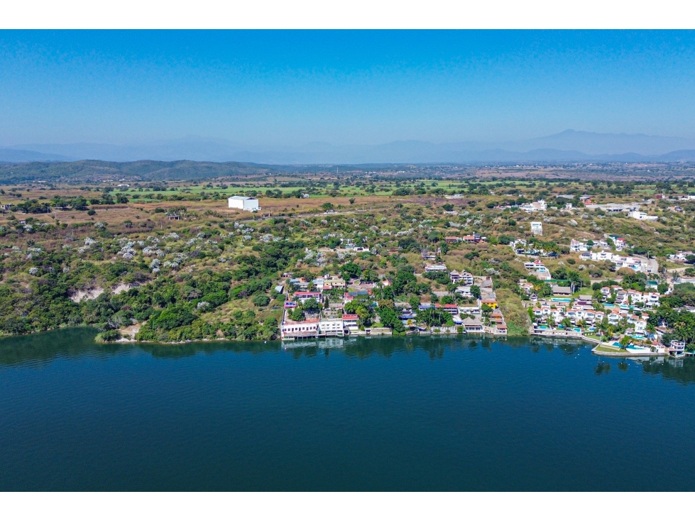 Casa de Ensueño en Tequesquitengo con Vista al Lago 1,800 m² - 5