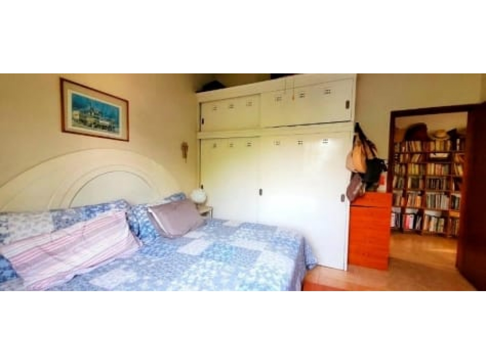 Amplia casa con jardín y bungalows en fraccionamiento exclusivo. - 6