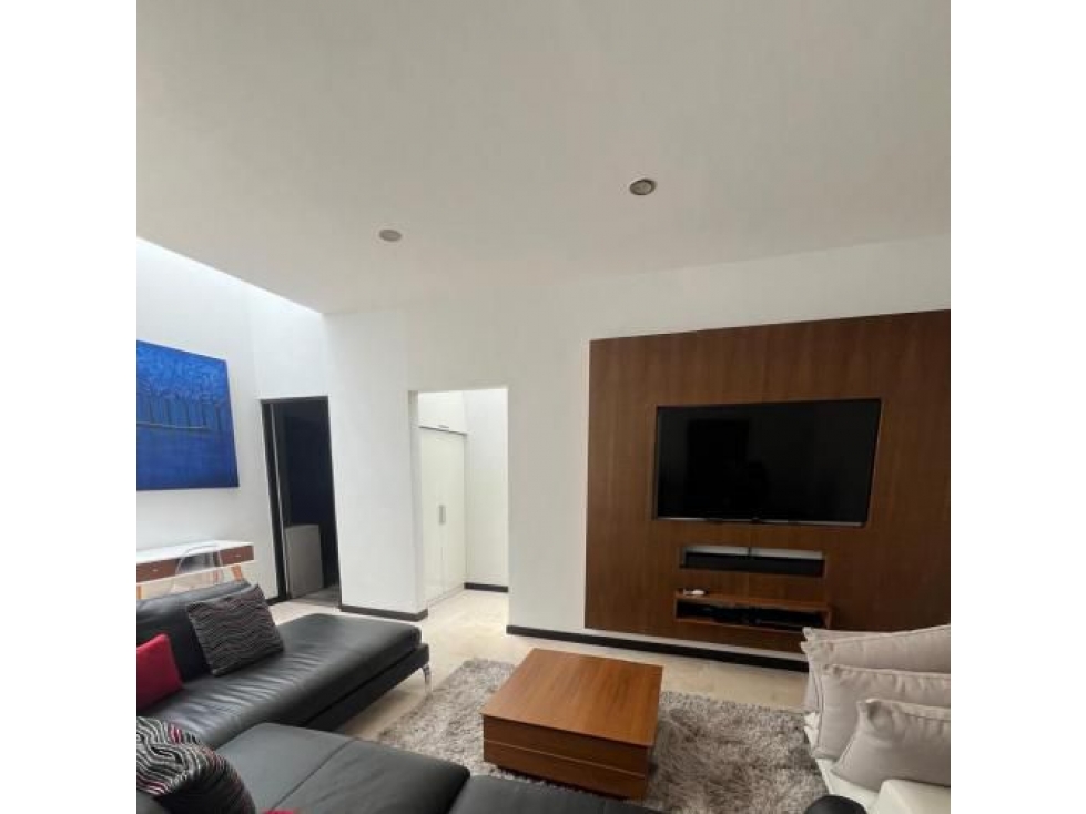 RESIDENCIA DE LUJO FRENTE AL GREEN PARAÍSO COUNTRY CLUB — foto 4
