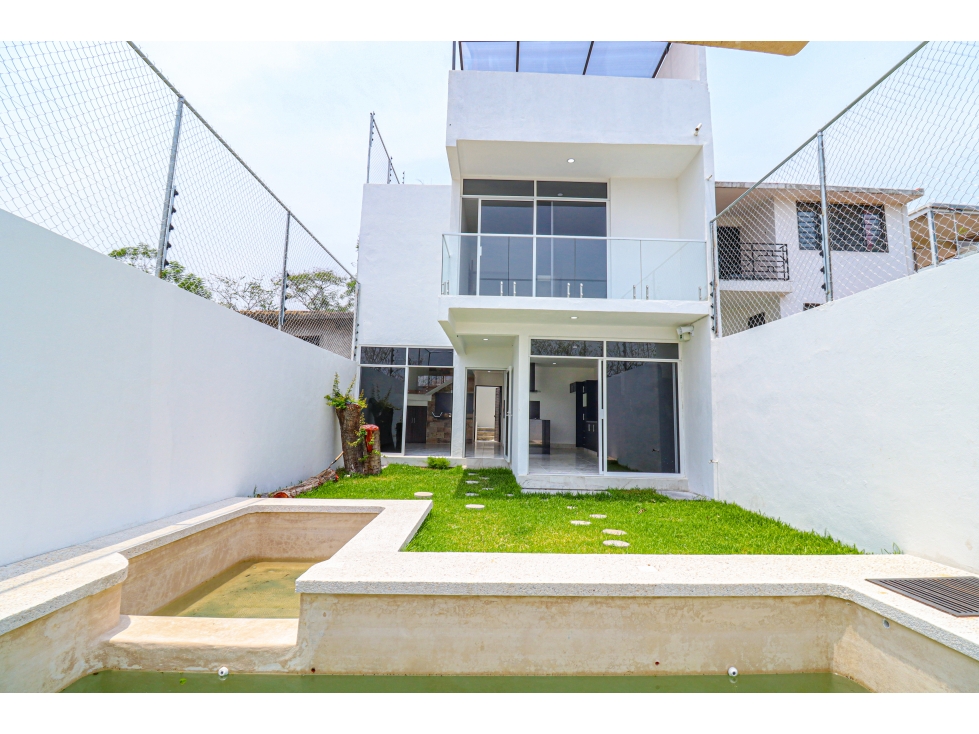 ESTRENA EXCLUSIVA CASA CON TECHO DOBLE ALTURA Y ALBERCA PRIVADA