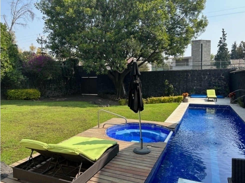 Residencia de Lujo en Venta en Jardines del Pedregal, CDMX - 2