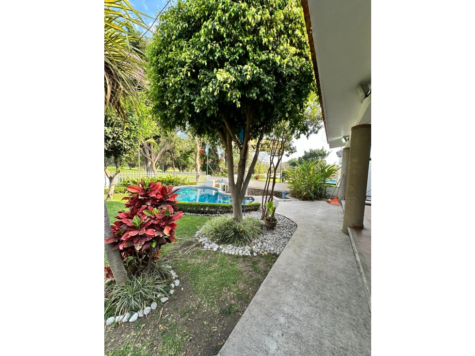 RESIDENCIA DE UN NIVEL EN LOMAS DE COCOYOC — foto 5