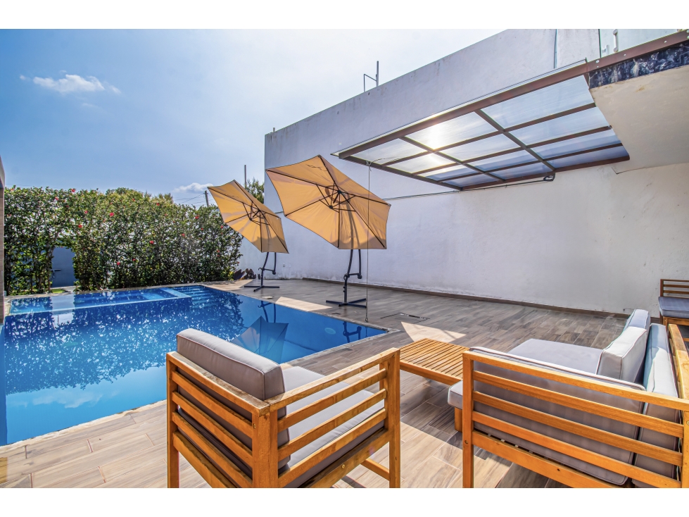 Casa de 2 Niveles con Alberca Ubicación Premium en Lomas de Trujillo — foto 4