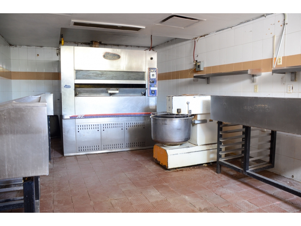 PROP. COMERCIAL EN EL CENTRO DE CUERNAVACA, IDEAL PARA RESTAURANTE - 5