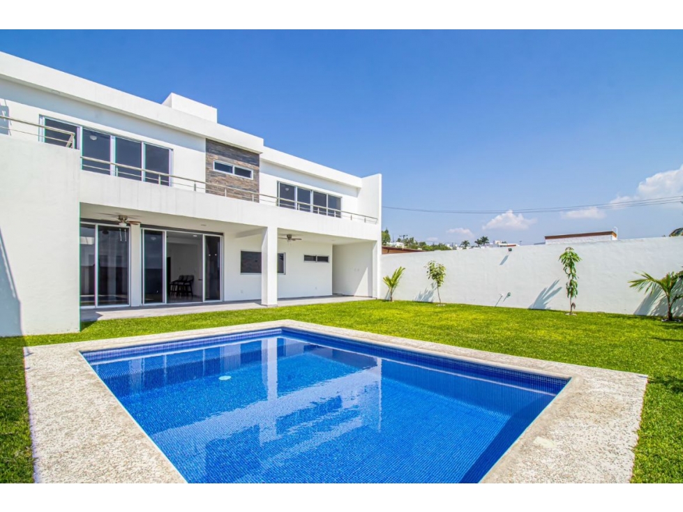 CASA MODERNA EN EXCLUSIVO FRACCIONAMIENTO, CORINTO