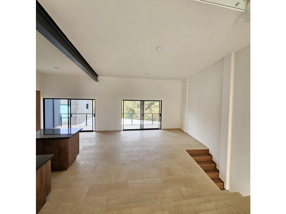 Casa doble altura en Burgos, Temixco. Vigilancia, alberca y jardín — foto 4