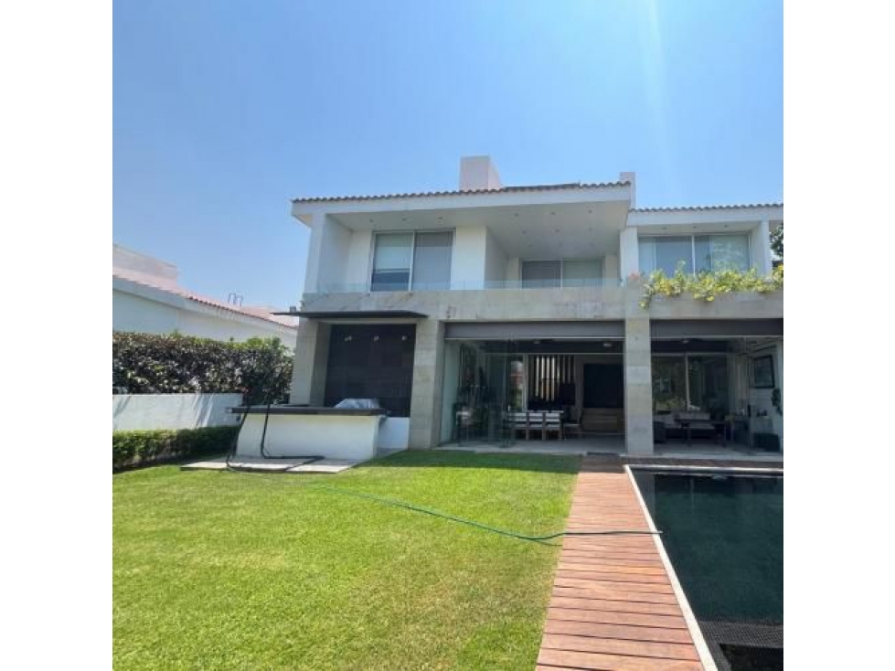 RESIDENCIA DE LUJO FRENTE AL GREEN PARAÍSO COUNTRY CLUB