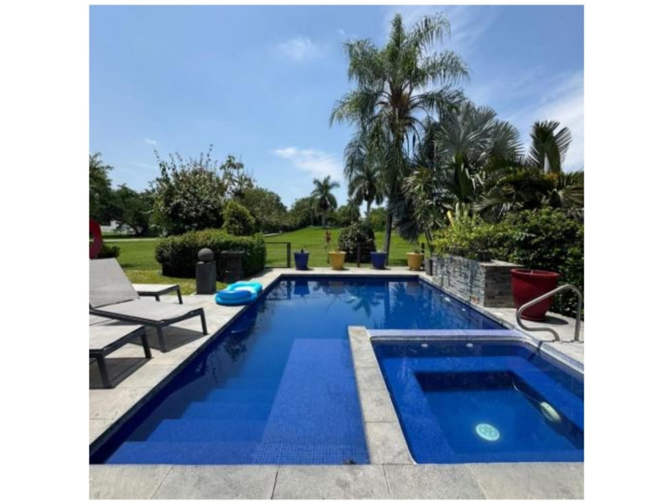 CASA EN VENTA CON VISTA AL CAMPO EN PARAISO COUNTRY CLUB - 2