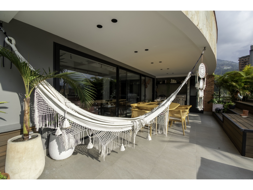 APARTAMENTO REMODELADO SITUADO EN LA TRANSVERSAL SUPERIOR — foto 4