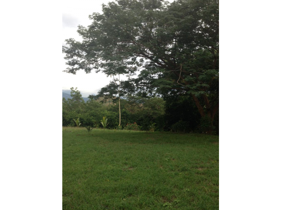 VENTA DE LOTE EN UNIDAD CERRADA EN SANTA FE DE ANTIOQUIA