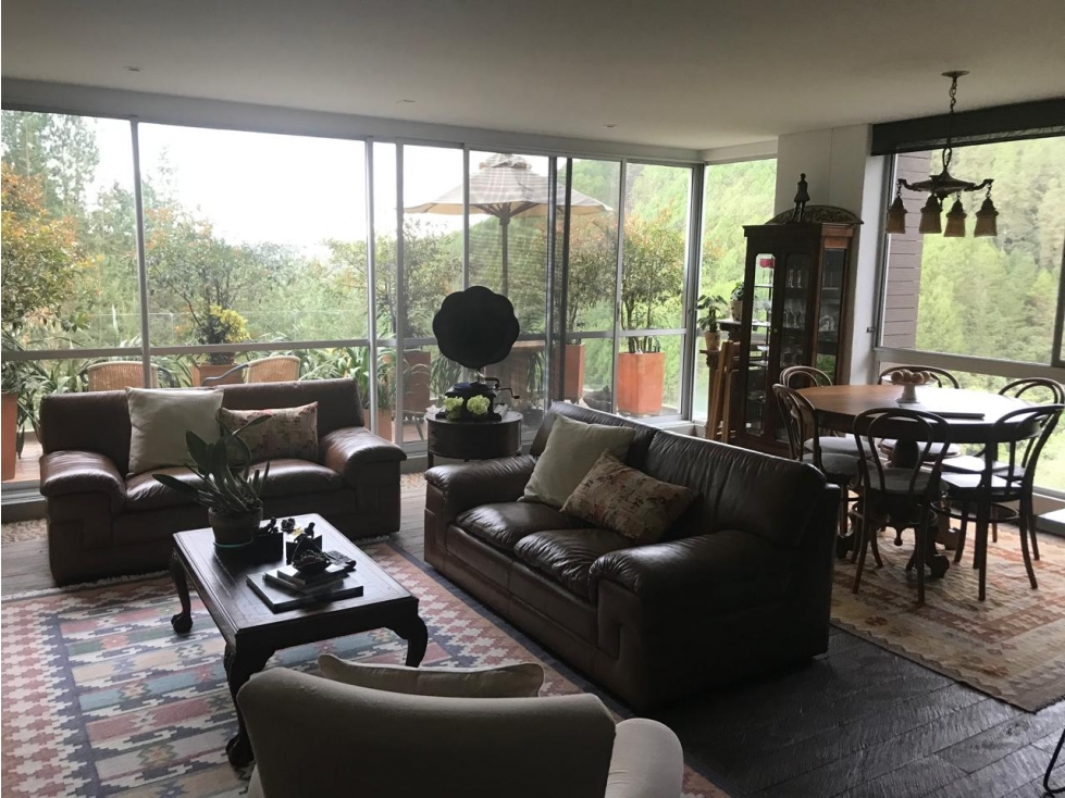 APARTAMENTO SITUADO EN EXCLUSIVA URBANIZACIÓN EN EL RETIRO - 1