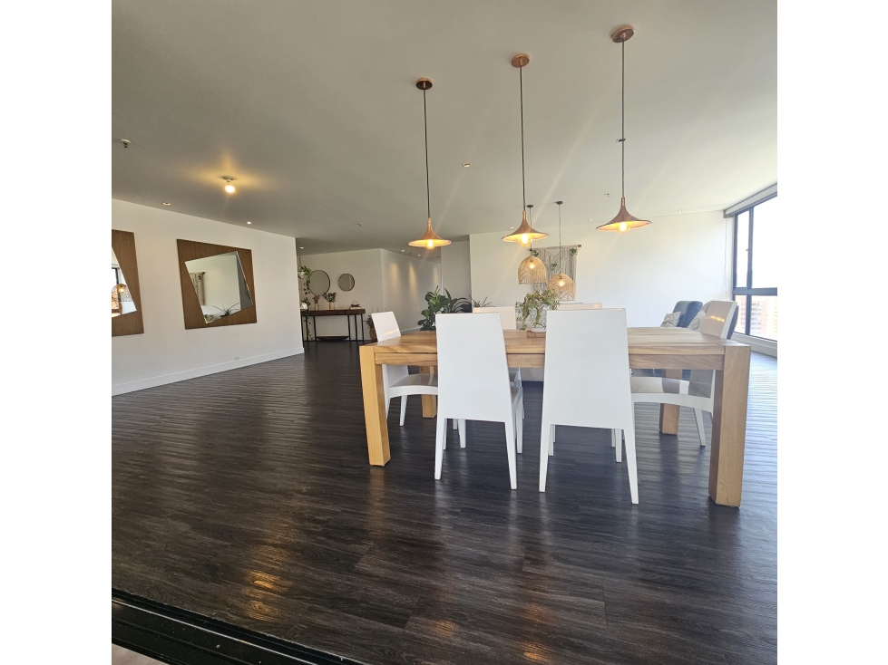 APARTAMENTO EXCLUSIVO CON VISTA A MEDELLIN SITUADO EN LOS BALSOS — foto 4