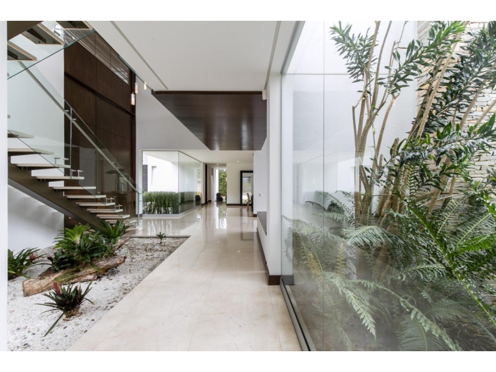 CASA UBICADA EN UNA DE LAS MEJORES URBANIZACIONES DE LLANOGRANDE — foto 3
