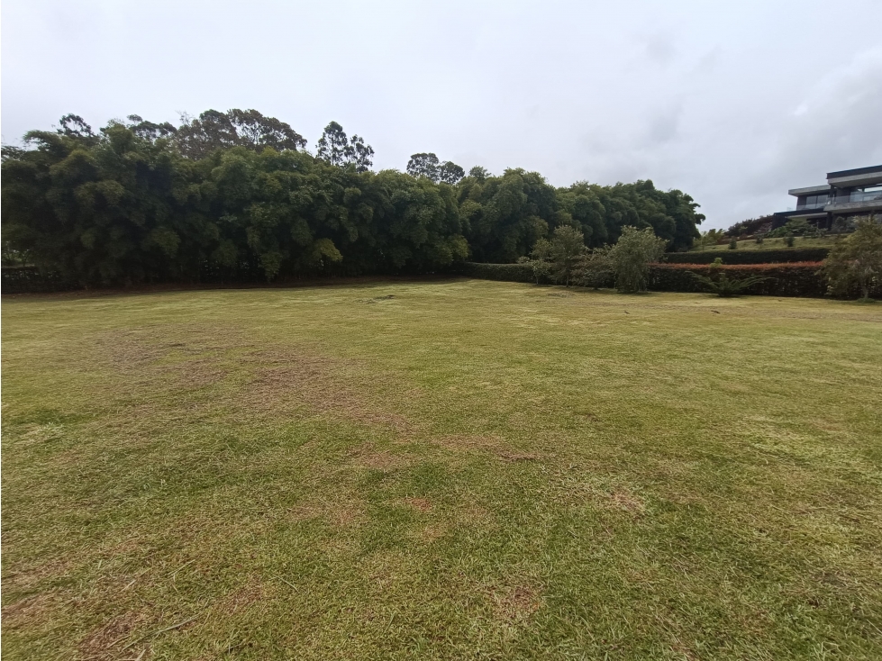 LOTE EN LLANOGRANDE SITUADO EN URBANIZACION CERRADA — foto 4
