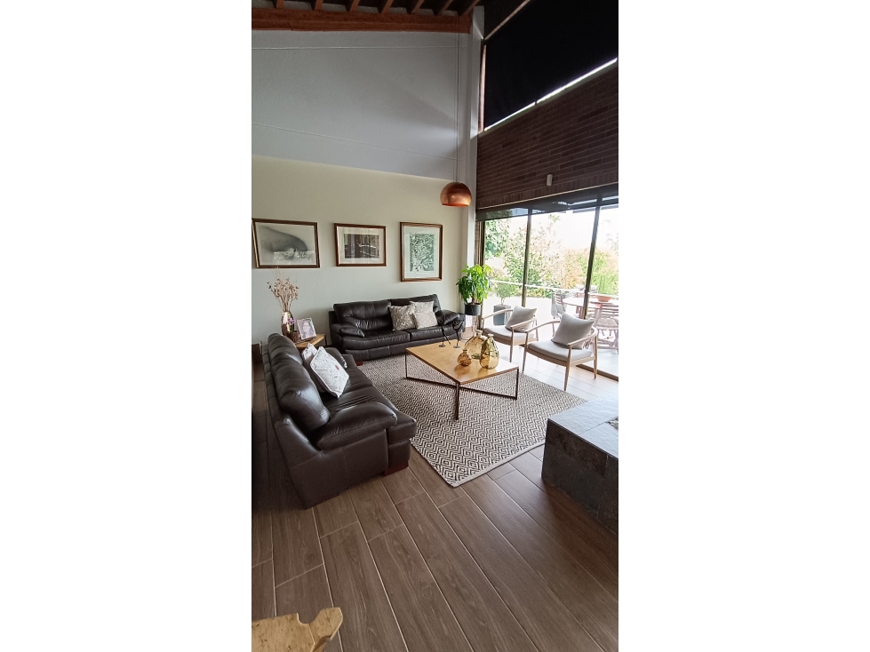 CASA SITUADA EN UNIDAD CERRADA EN EL TABLAZO — foto 3
