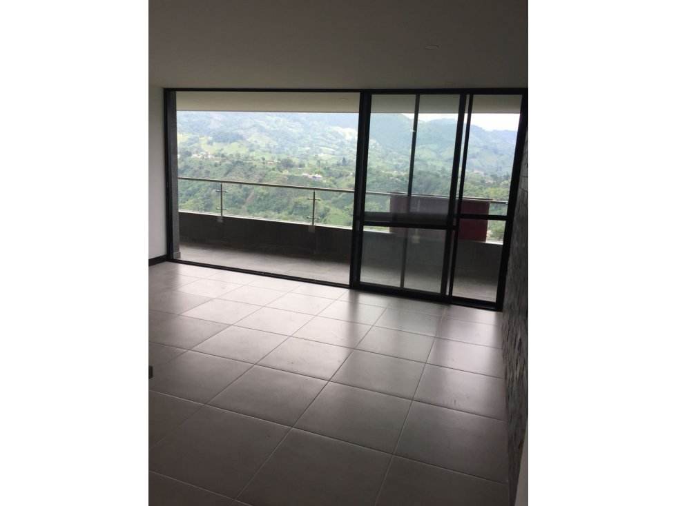 Apartamento en venta en la Castellana 2000-661