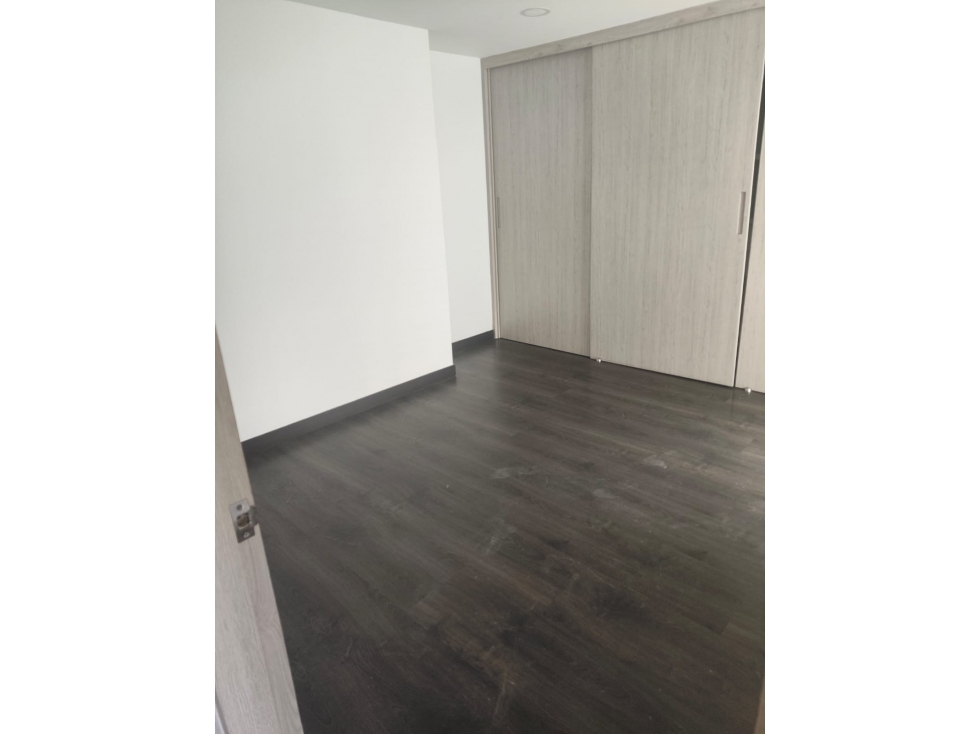 Apartamento de 3 habitaciones en renta avenida centenario — foto 6