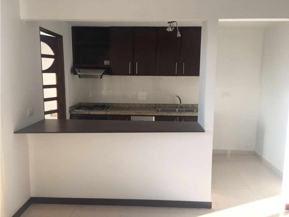 Casa en conjunto en la Castellana Armenia 1230 — foto 5