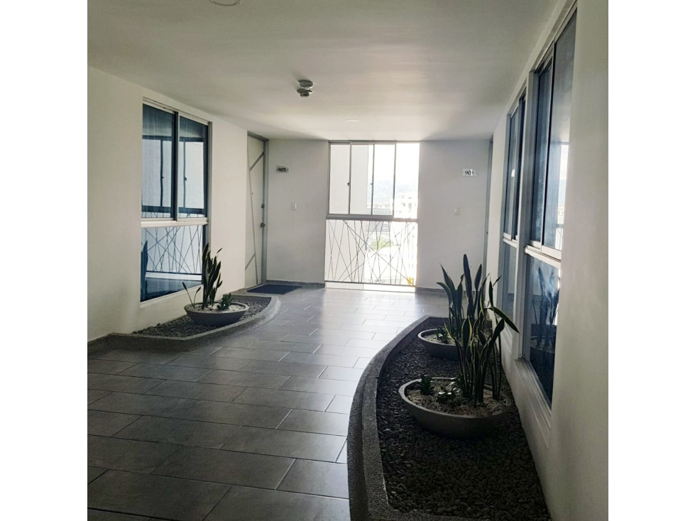 APARTAMENTO PARA LA VENTA SECTOR LAURELES REF 40-52 — foto 2
