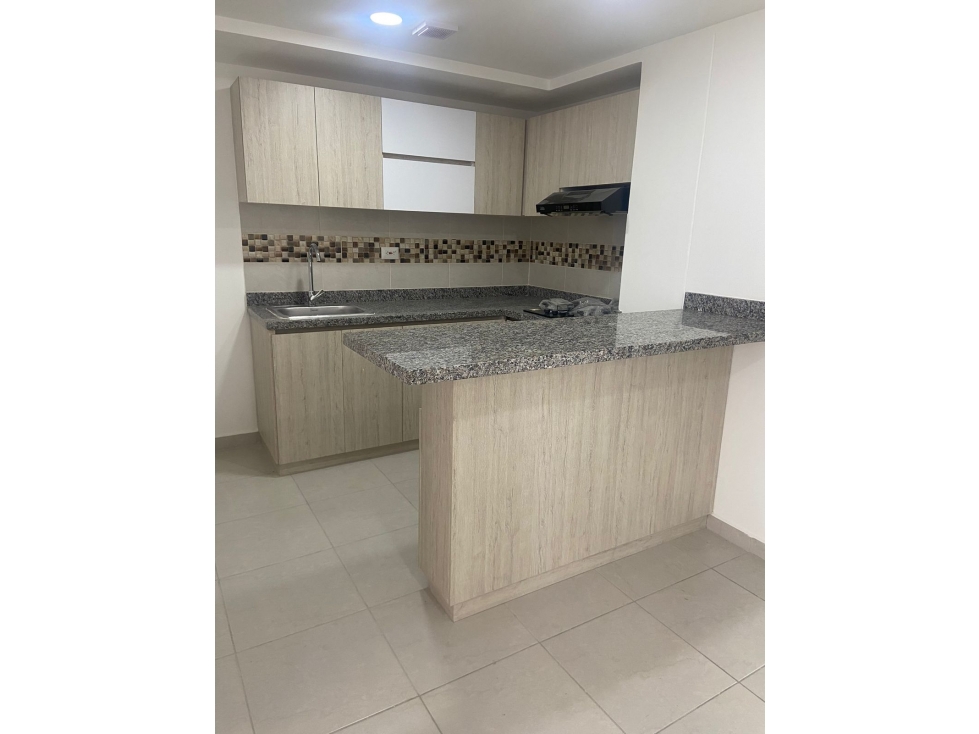 APARTAMENTO DE 3 HABITACIONES EN EL NORTE DE ARMENIA 41-162 — foto 2
