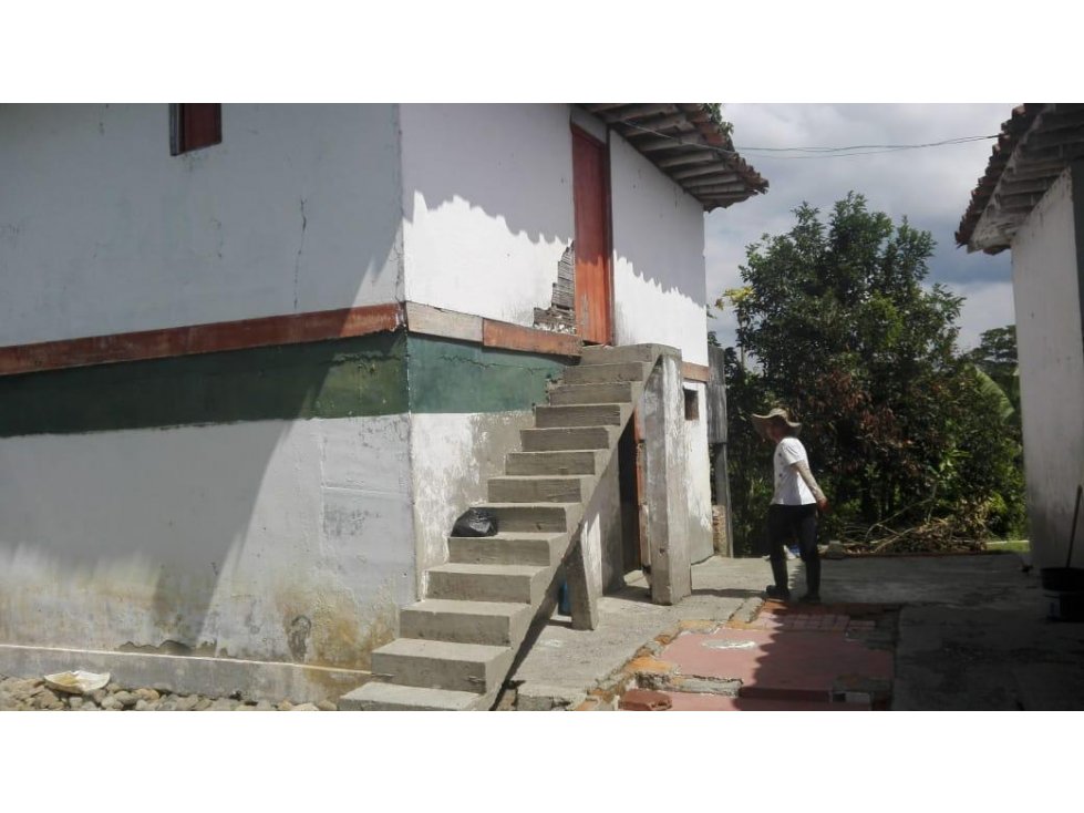 Finca en venta en Quimbaya 4667 - 2