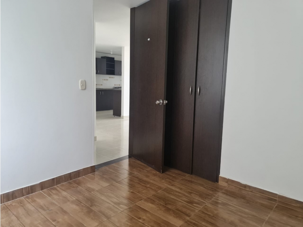 APARTAMENTO DE 3 HABITACIONES EN EL NORTE DE ARMENIA 41-182 — foto 4