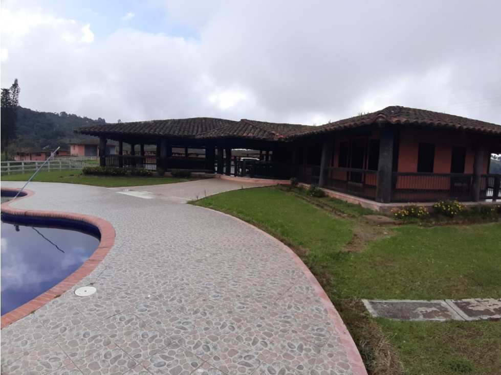 Finca en venta en Sevilla Valle - 2