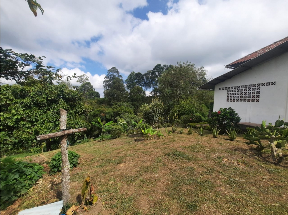 Casa Campestre / Finca en venta en Circasia Quindío — foto 5